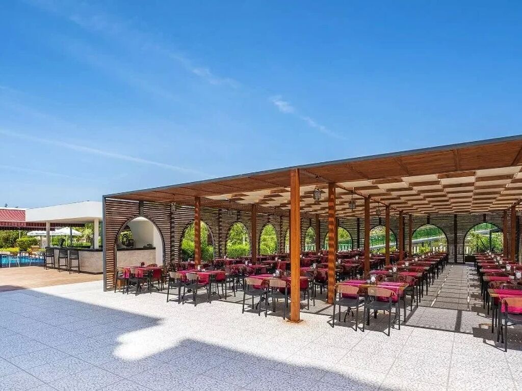 Modern Saraylar Hotel