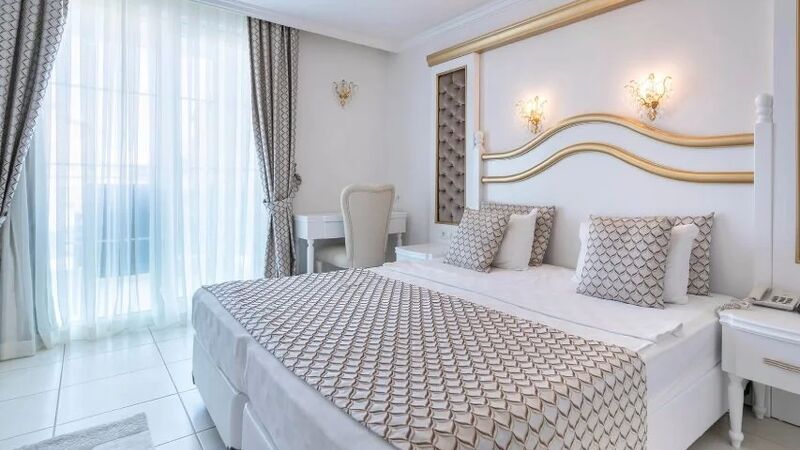 Modern Saraylar Hotel